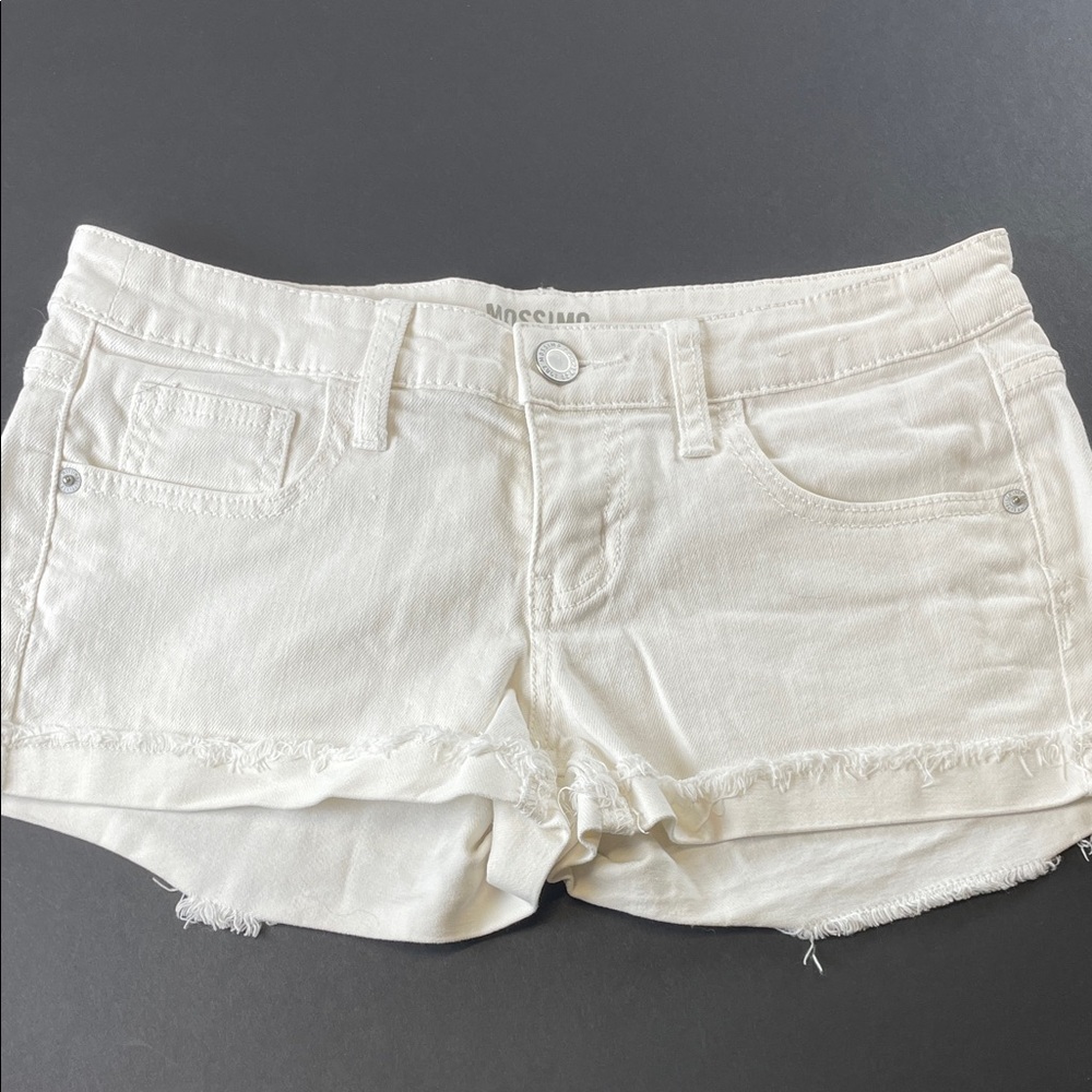 Mossimo White Denim Shorts Women’s Size 7 Stretch Frayed Hen Low Rise